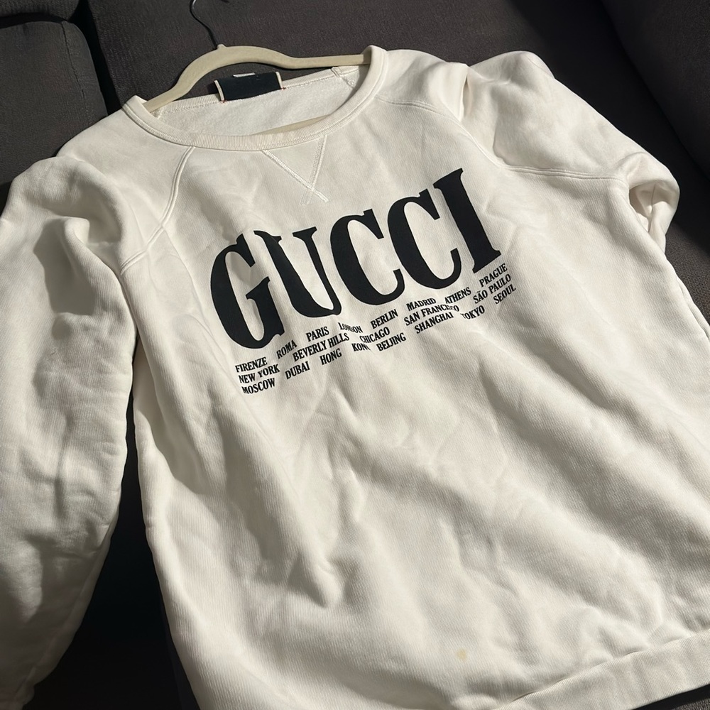 Authentic gucci sweater